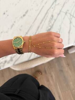 NEW CHANSUTTPEARLS women's the elizabeth hand chain in gold